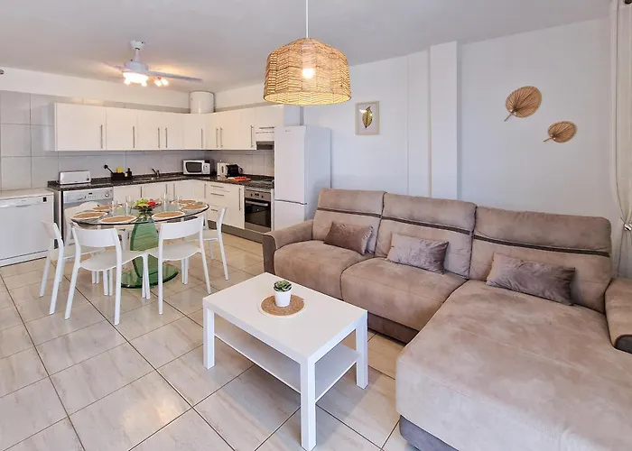 4 Bedrooms Ocean View Amarilla Golf