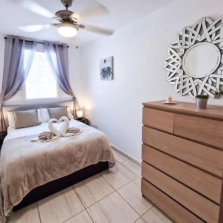 Daire 4 Bedrooms Ocean View Amarilla Golf