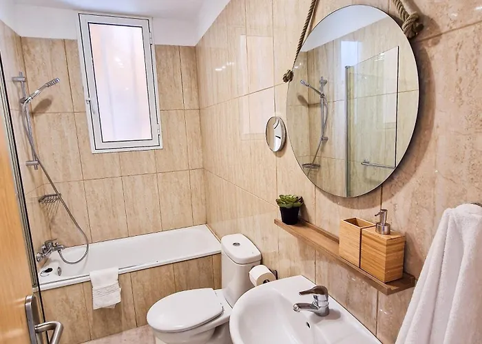 4 Bedrooms Ocean View Amarilla Golf Appartement